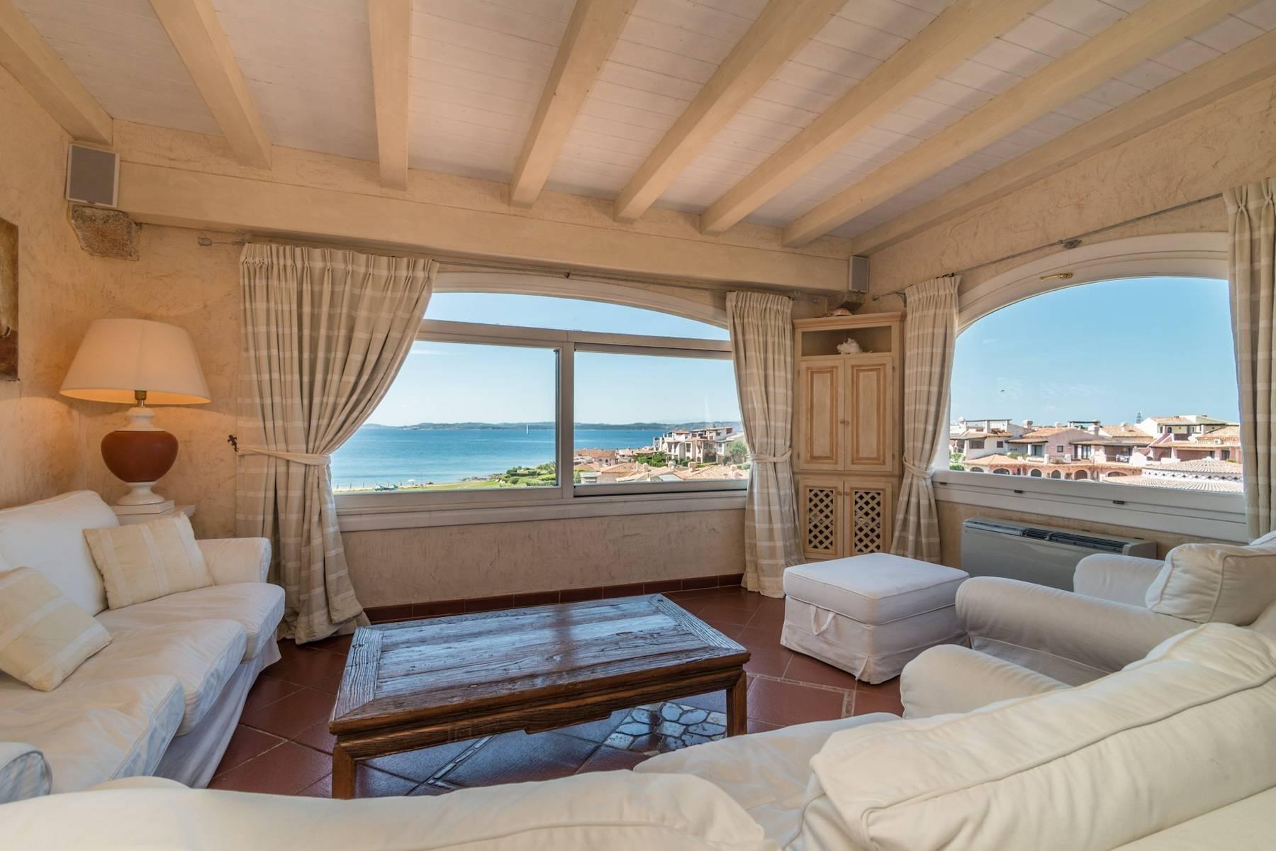 坐落在Cala del Faro区域的海景顶层公寓 - 1