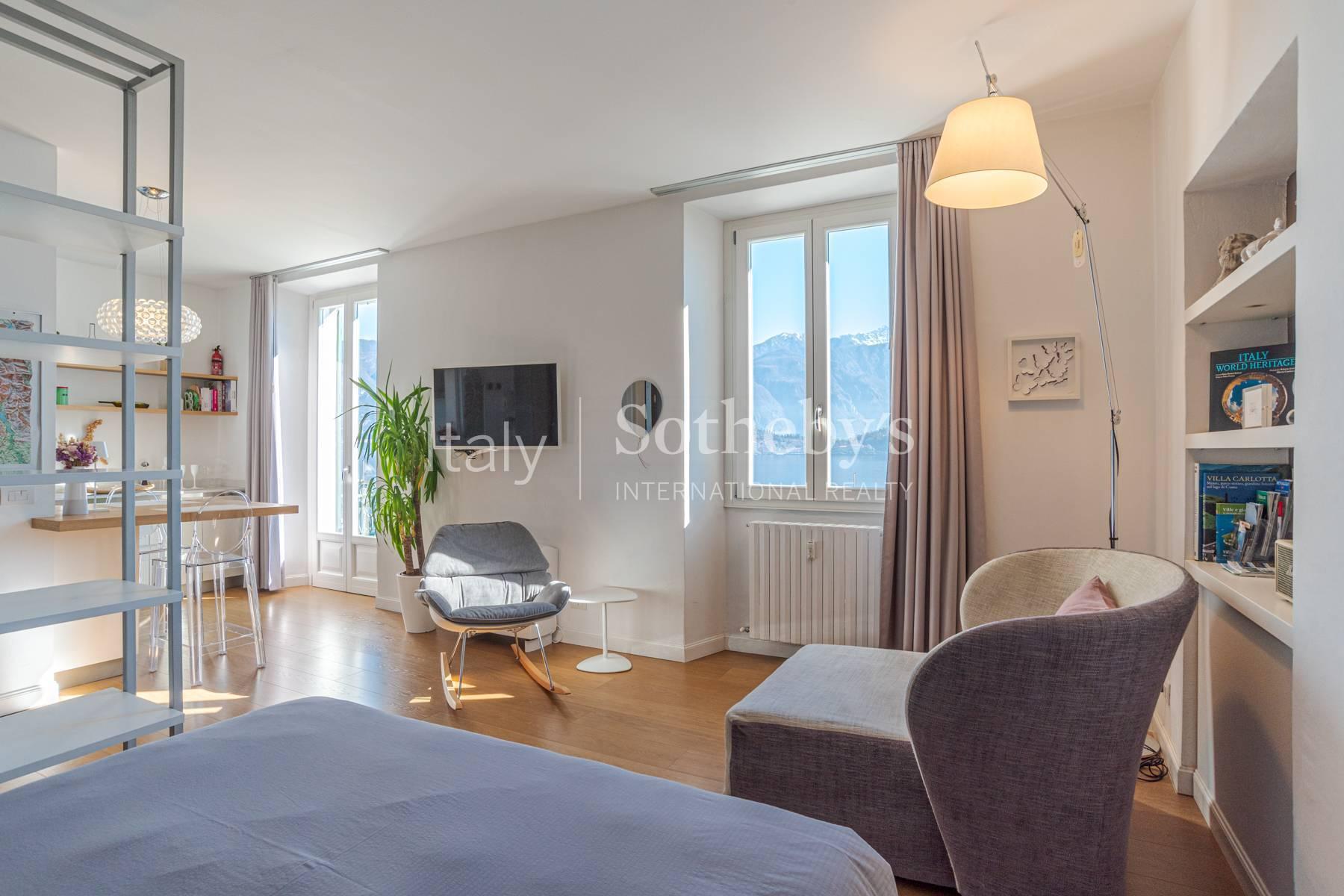 Four amazing and fully-renovated, furnished apartments with a stunning view! - 11
