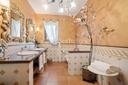 Lusso e incanto immersi nella natura di Lesa, in affitto, Lesa | Sotheby’s Realty Italy - 16
