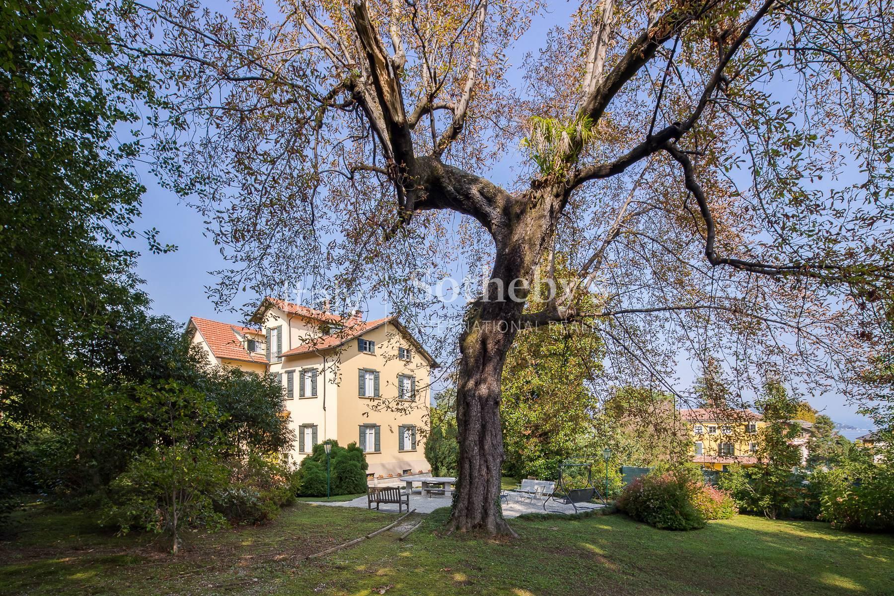 Historic Villa in the centre of Stresa - 2