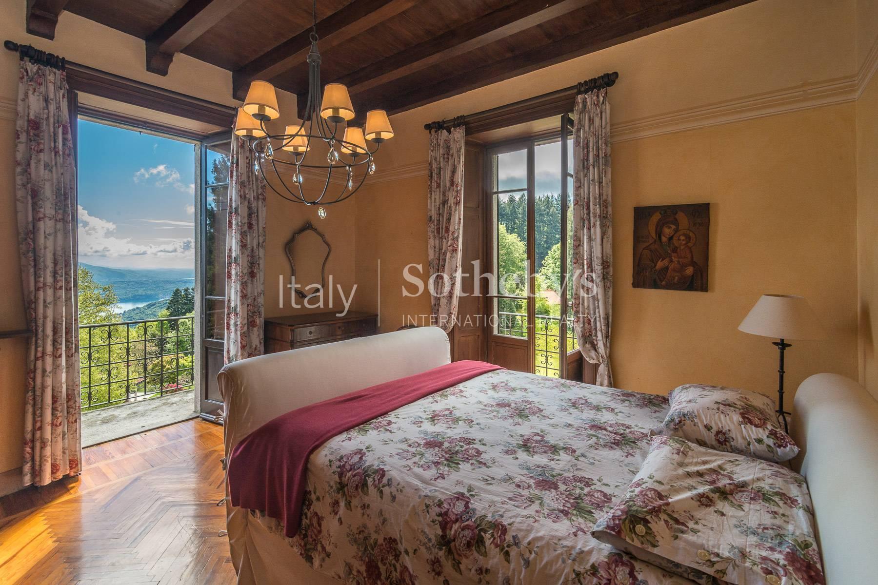 Charming historic villa on the hills of Stresa - 16
