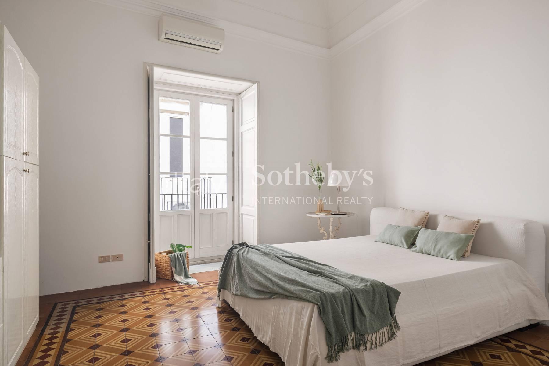 Renovated apartment in the historic center of Catania - 7