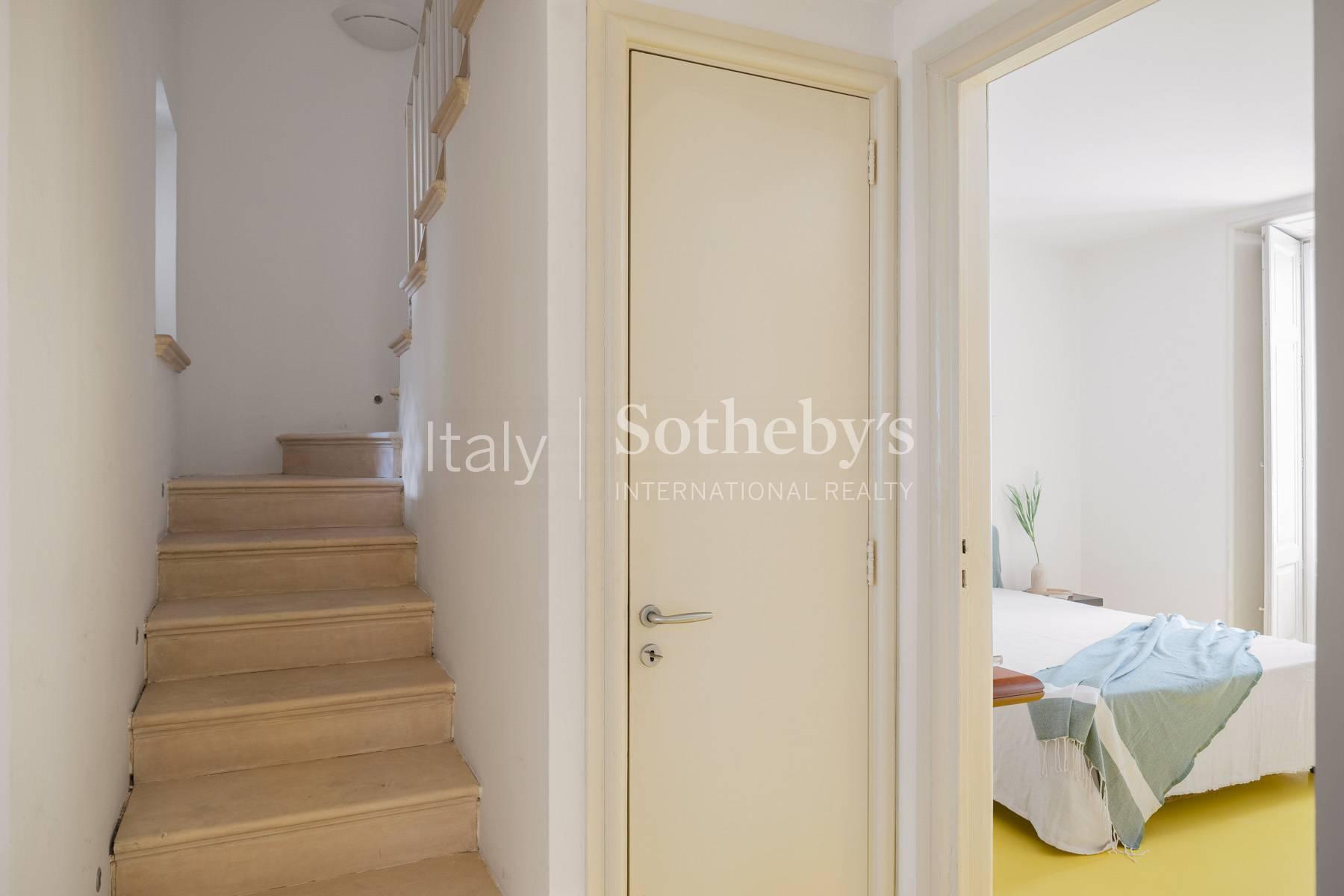 Renovated apartment in the historic center of Catania - 23