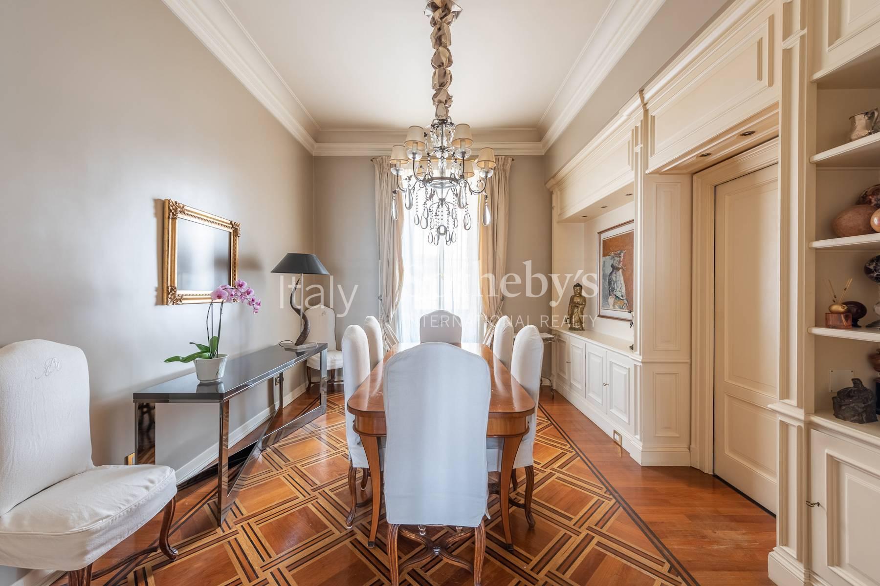 Elegant four bedrooms apartment close to the shopping area - 5
