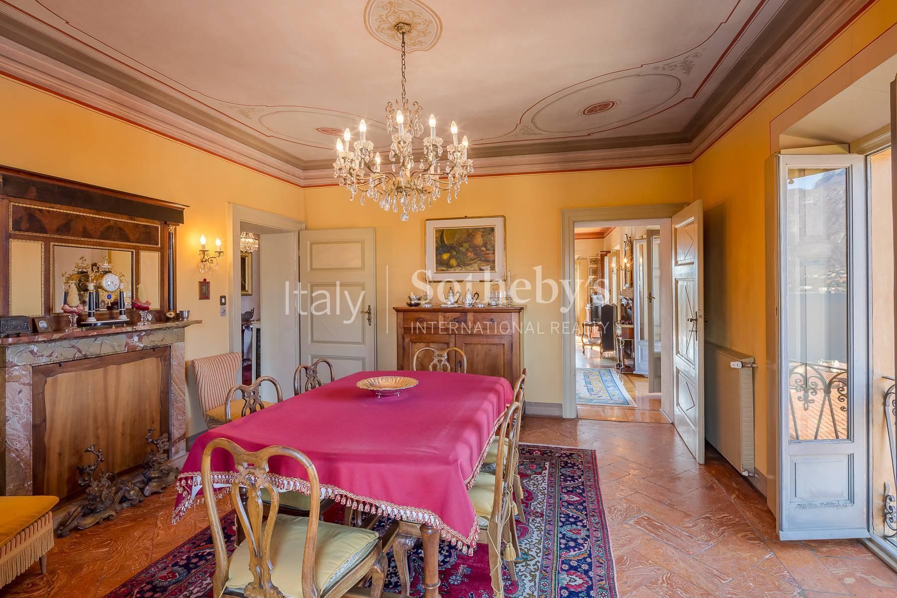 Period villa in a dominant position in Bellagio - 27