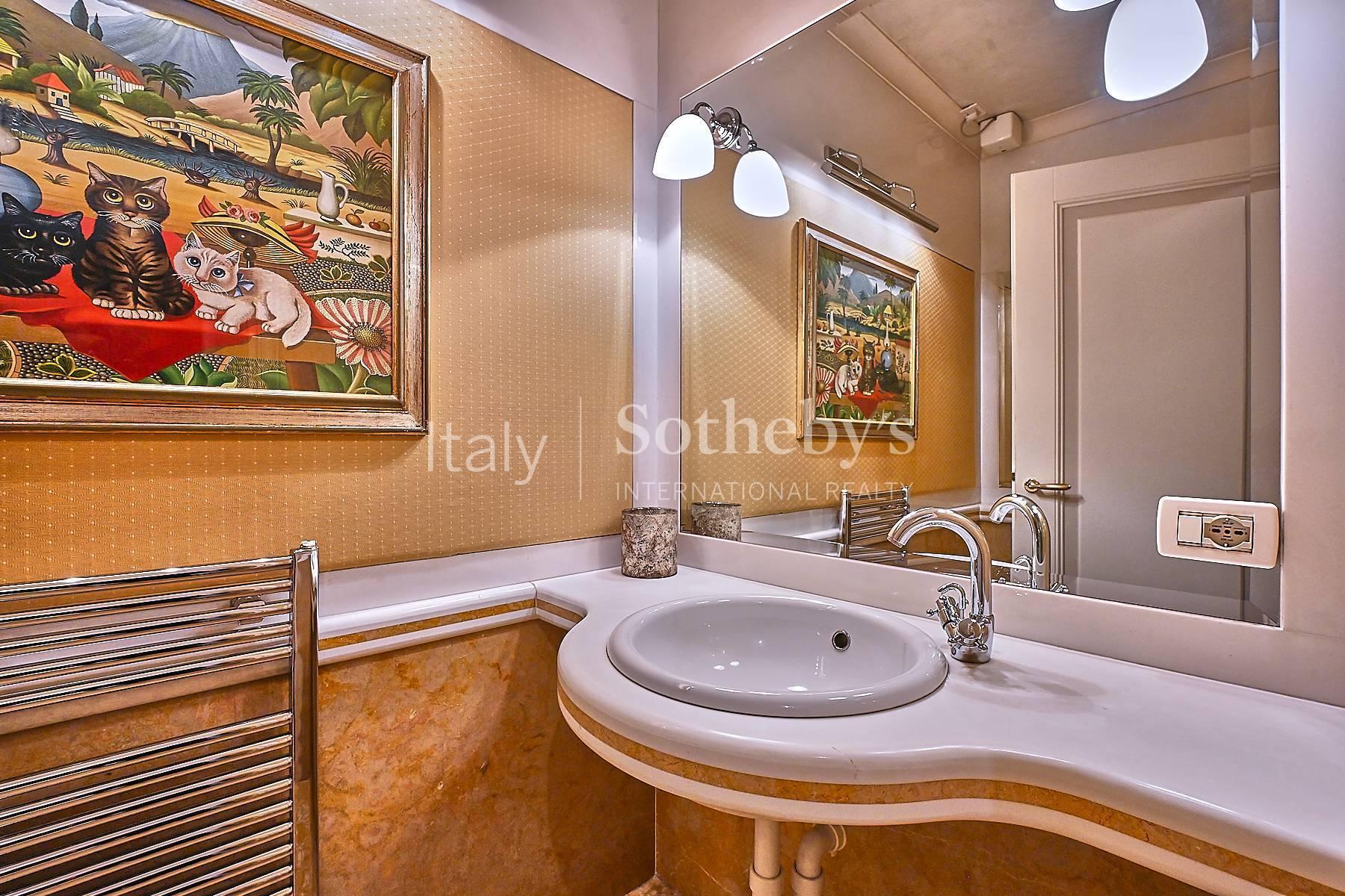 Elegant penthouse in Villa with large terraces a few steps from the Arena - 23