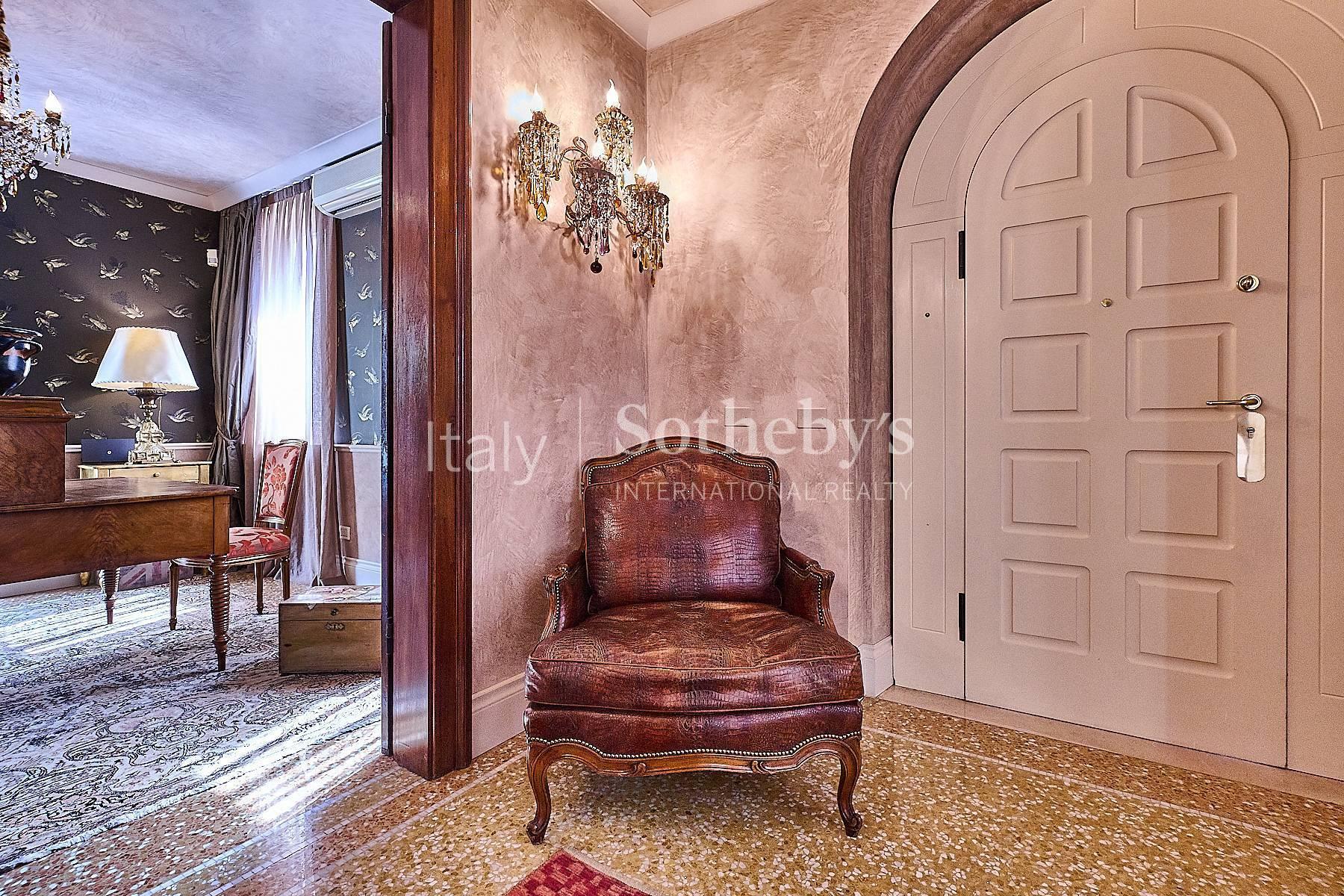 Elegant penthouse in Villa with large terraces a few steps from the Arena - 5