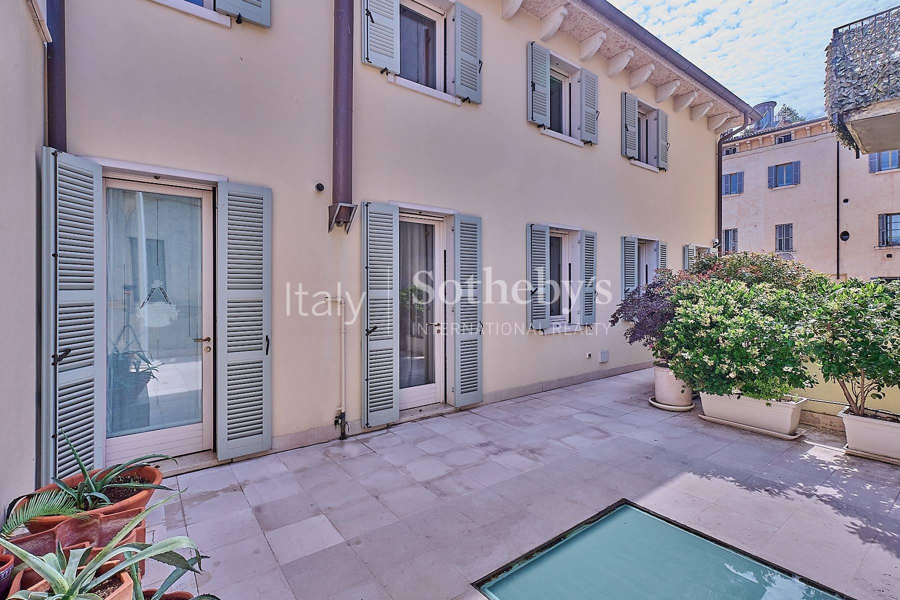 Elegant penthouse in Villa with large terraces a few steps from the Arena - 14