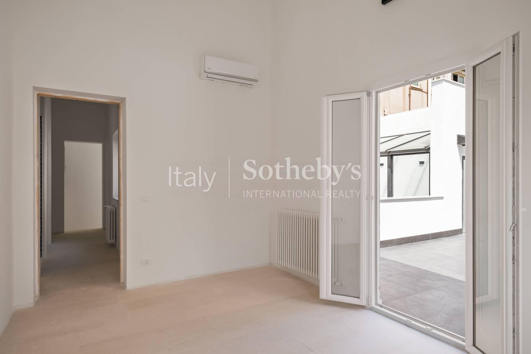 Bright and renovated apartment in Palermo's city center - 12