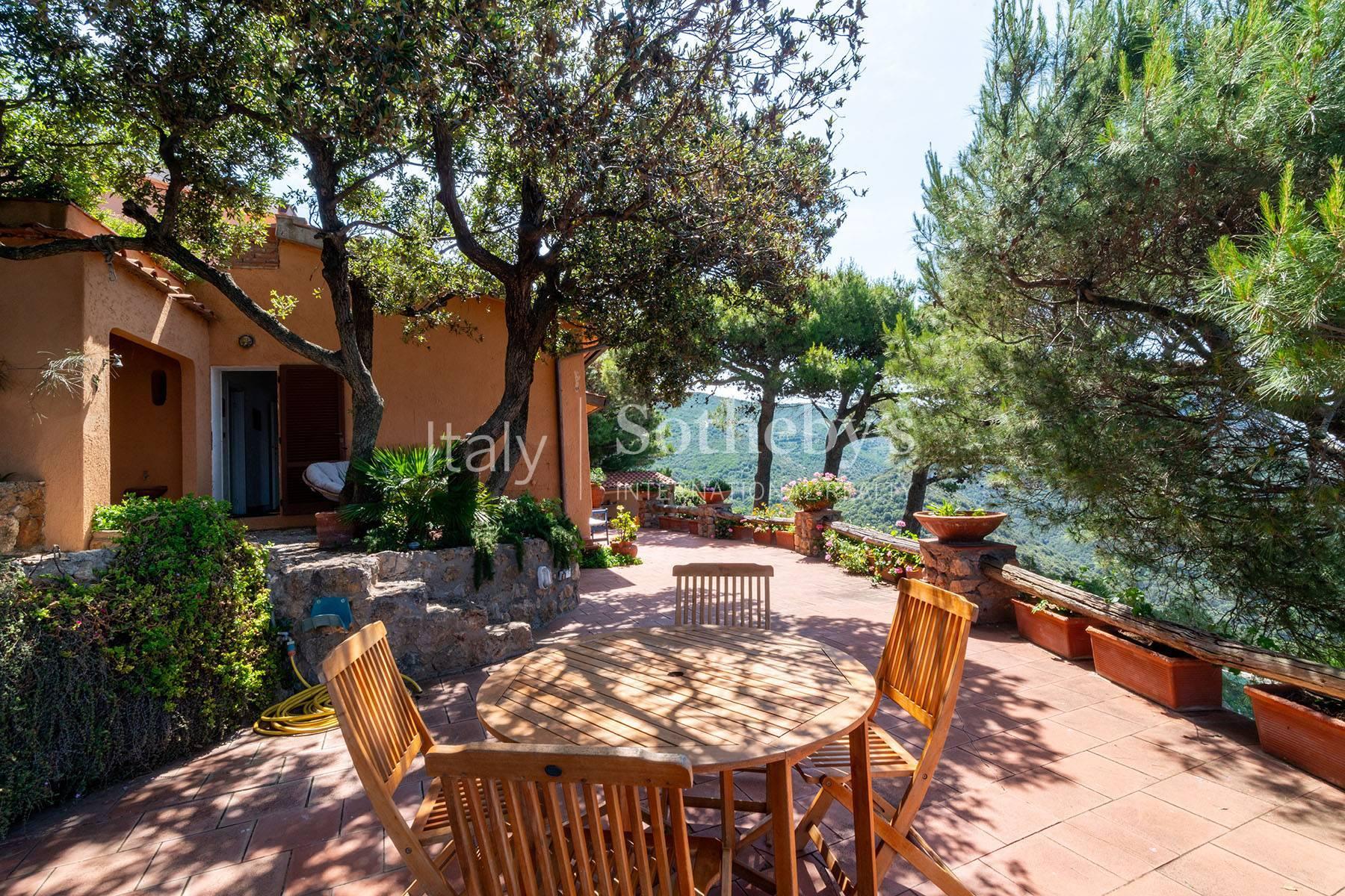 Villa with magnificent sea view and terraces in Argentario - 3
