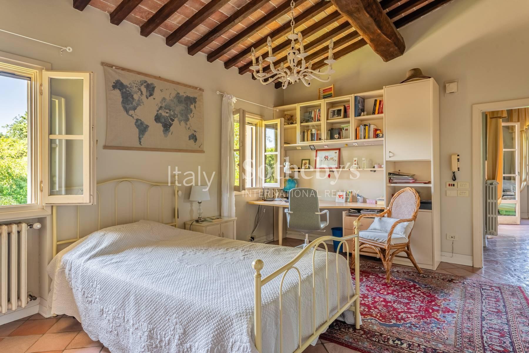 Elegant Villa on the hills of Montopoli in Val d'Arno - 17
