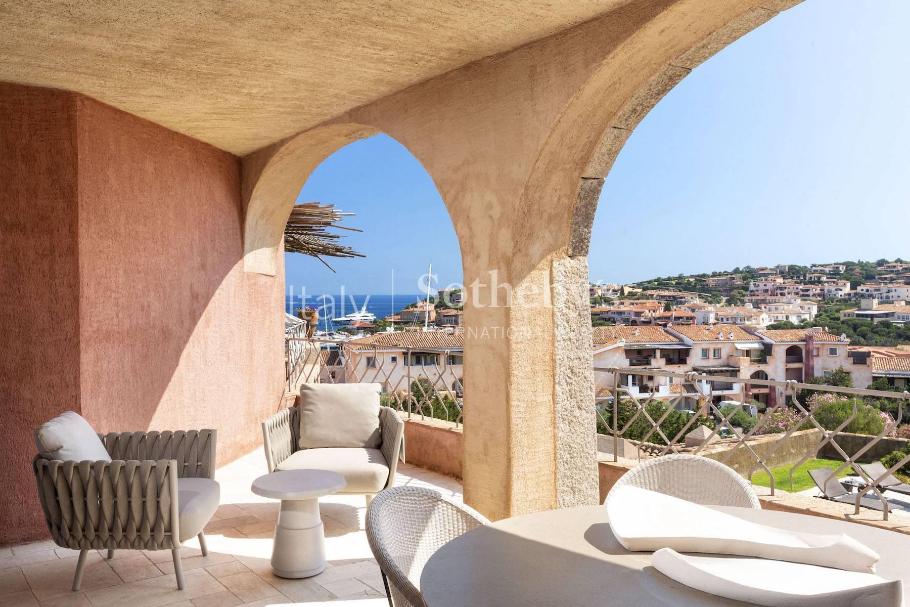 Elegantly furnished apartment with a picturesque view of the marina and the bay of Porto Cervo. - 2