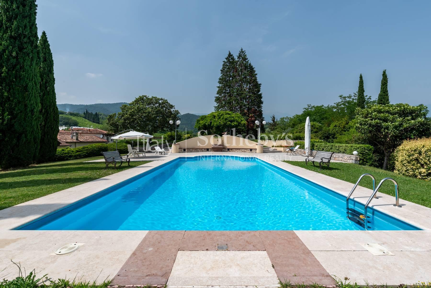 Signorile villa storica con parco collinare e piscina - 6