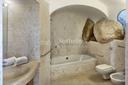 Scenografica villa di Couelle, con spettacolare vista mare, in vendita, Arzachena | Sotheby’s Realty Italy - 12