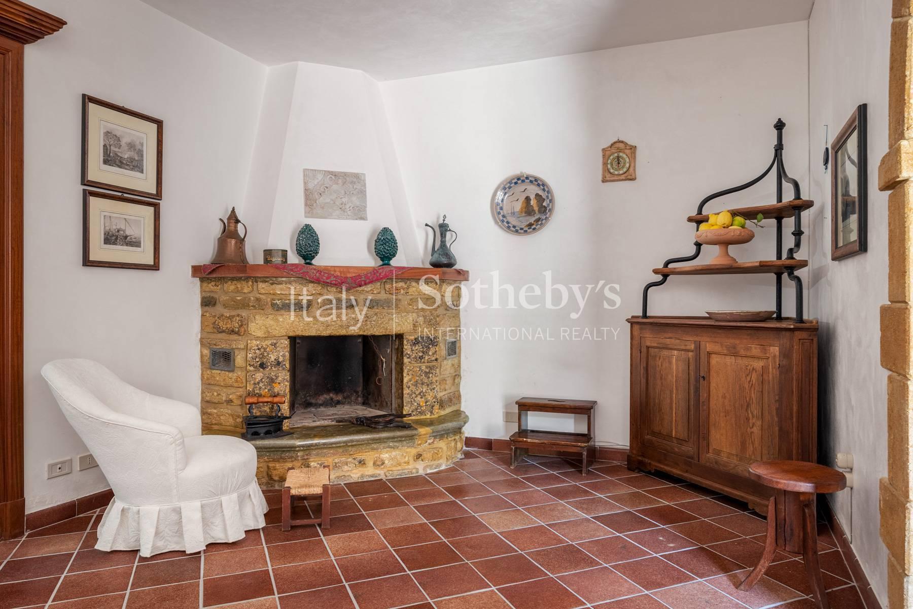 Independent house in the historic center of Erice - 13