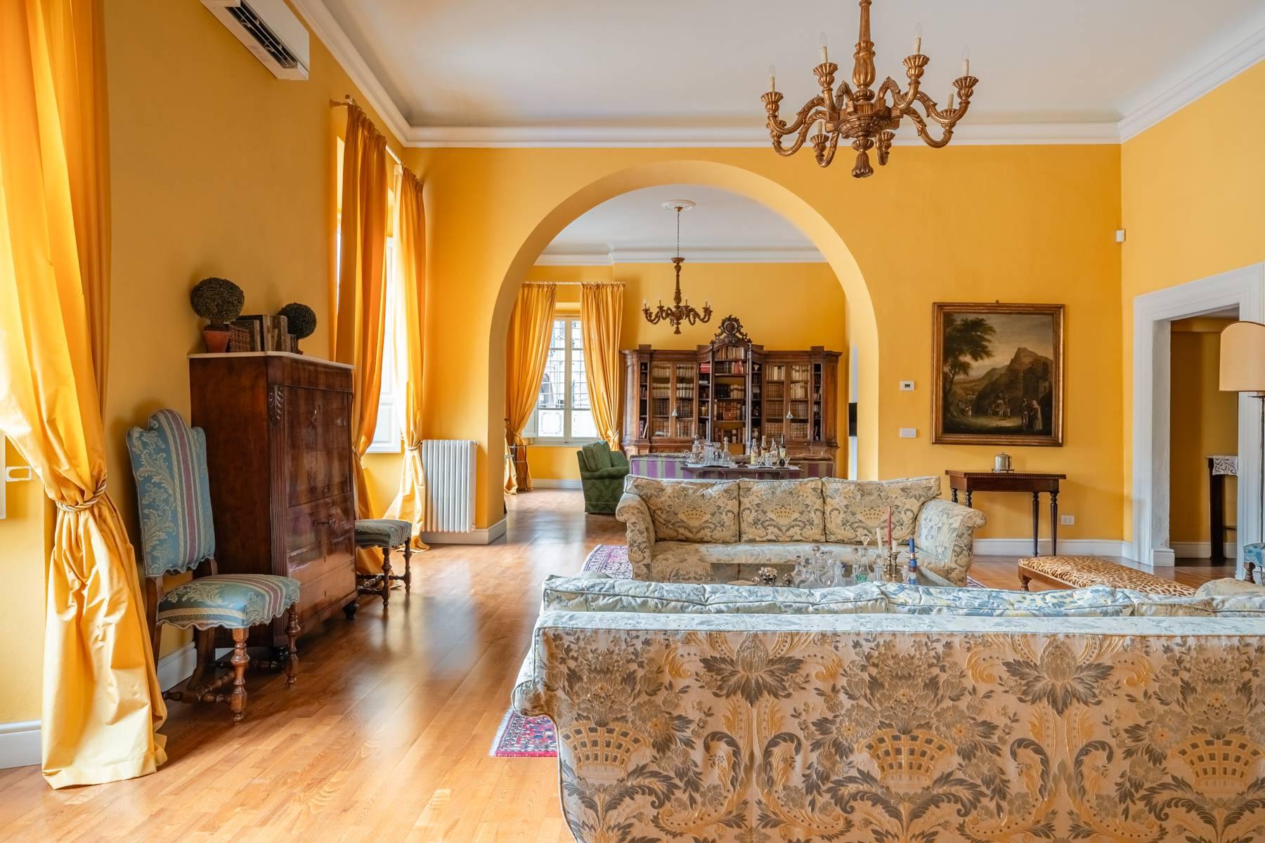 Majestic apartment in the heart of Lucca center - 5