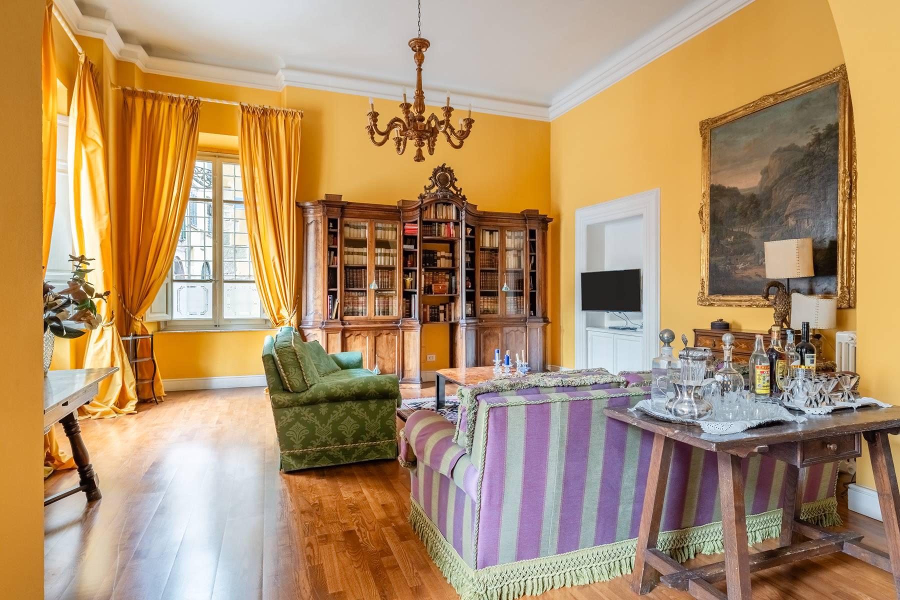 Majestic apartment in the heart of Lucca center - 2