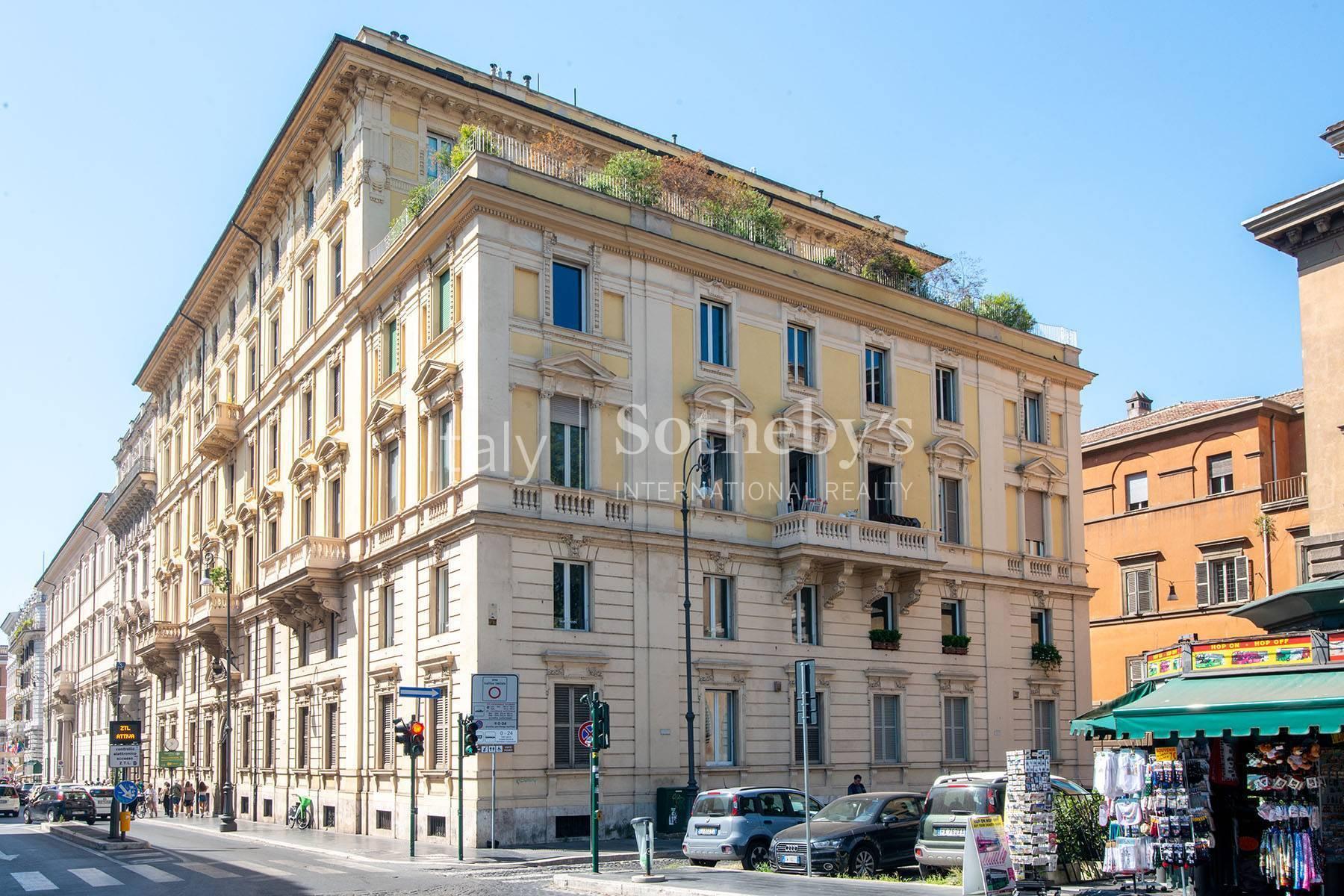 Elegant apartment with breathtaking views of the Tevere - 28