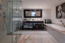Affascinante villa con infinity pool, in vendita, Cipressa | Sotheby’s Realty Italy - 13