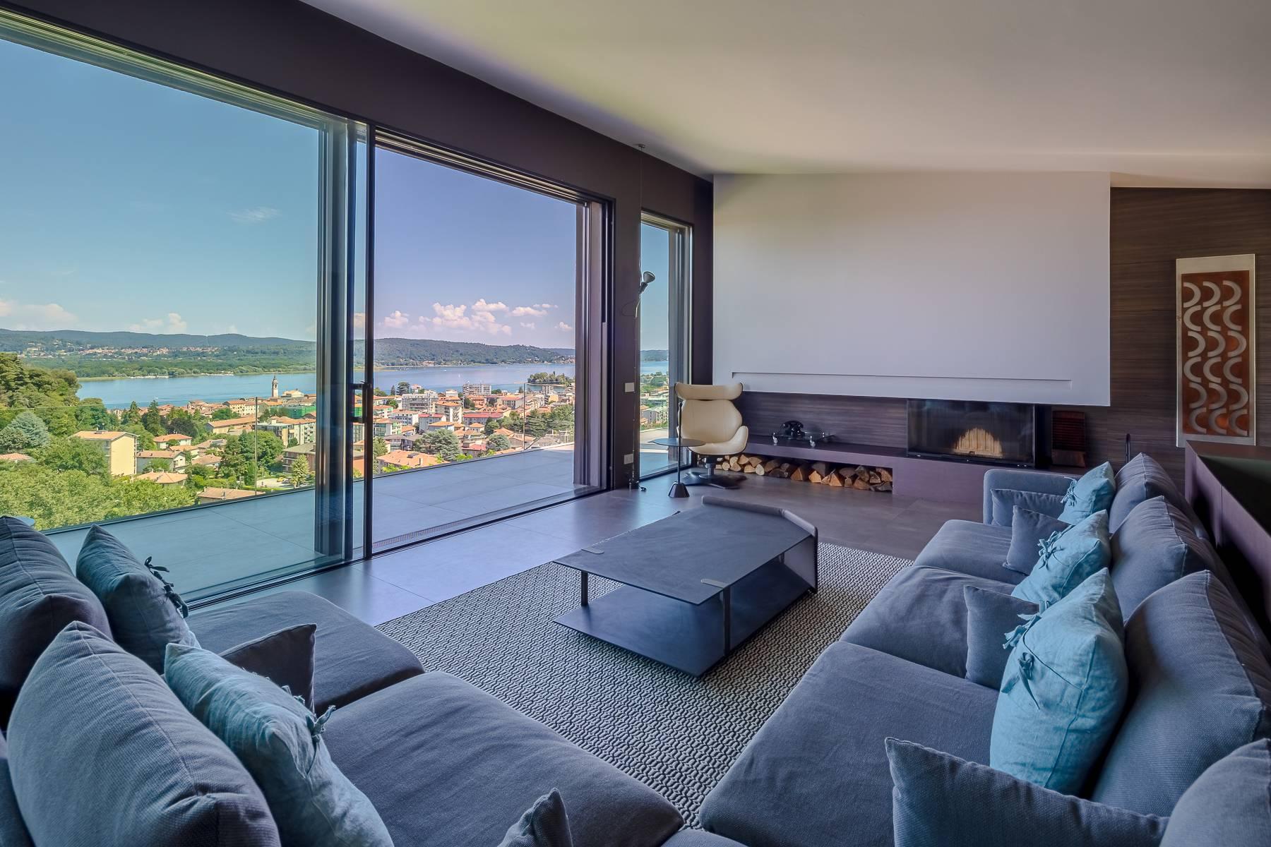 Modern villa with panoramic view of Lake Maggiore - 1