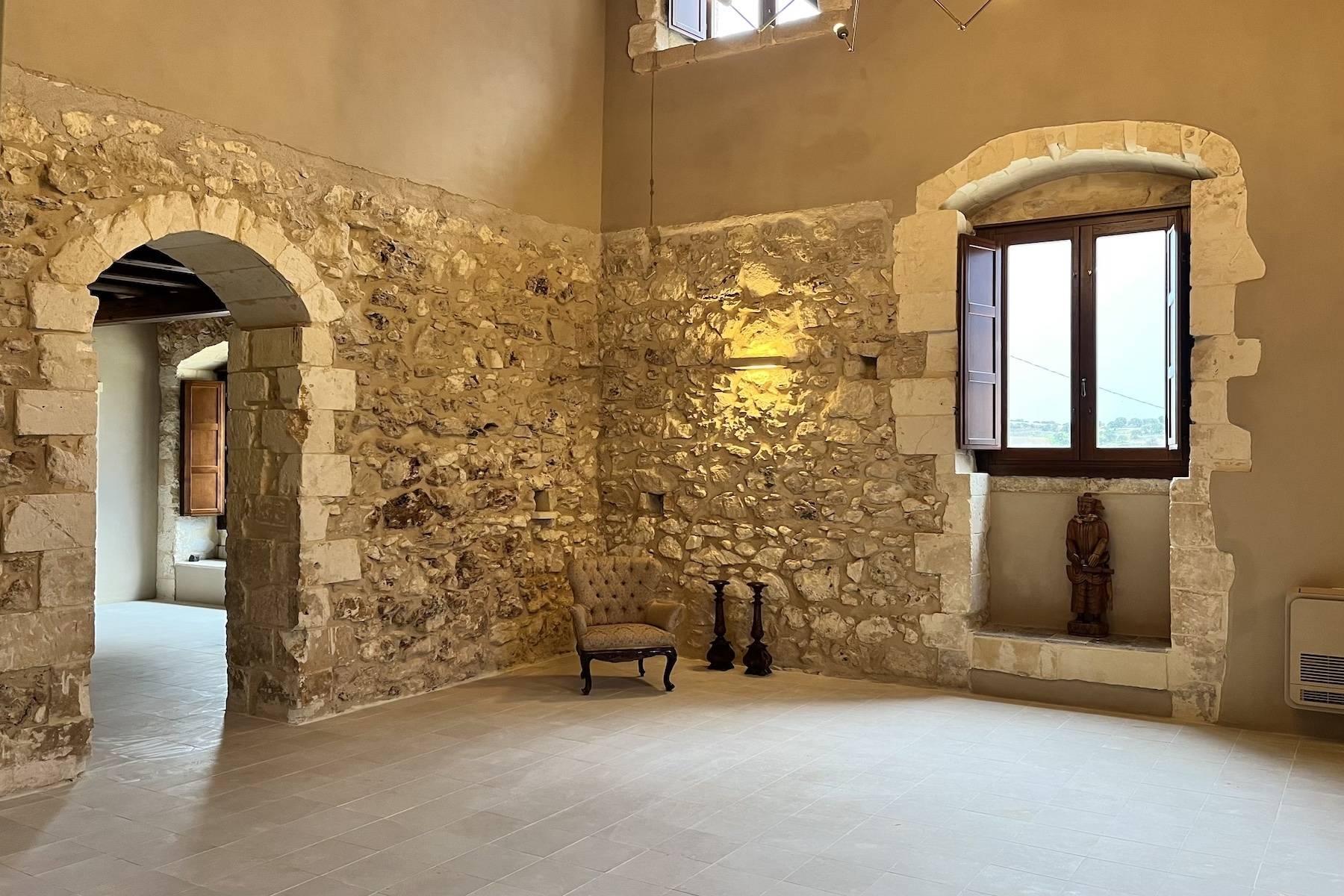 Elegante villa con piscina nelle campagne di Noto, in vendita, Noto | Sotheby’s Realty Italy - 10