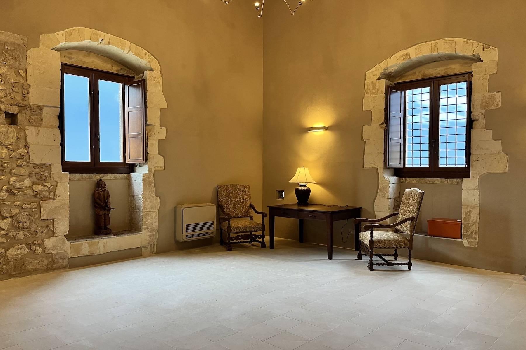 Elegante villa con piscina nelle campagne di Noto, in vendita, Noto | Sotheby’s Realty Italy - 11