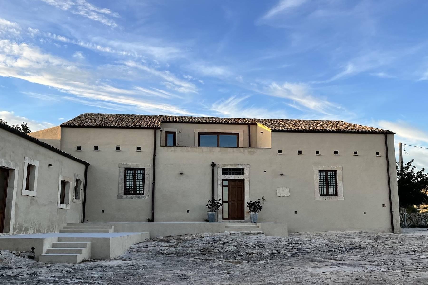 Elegante villa con piscina nelle campagne di Noto, in vendita, Noto | Sotheby’s Realty Italy - 19