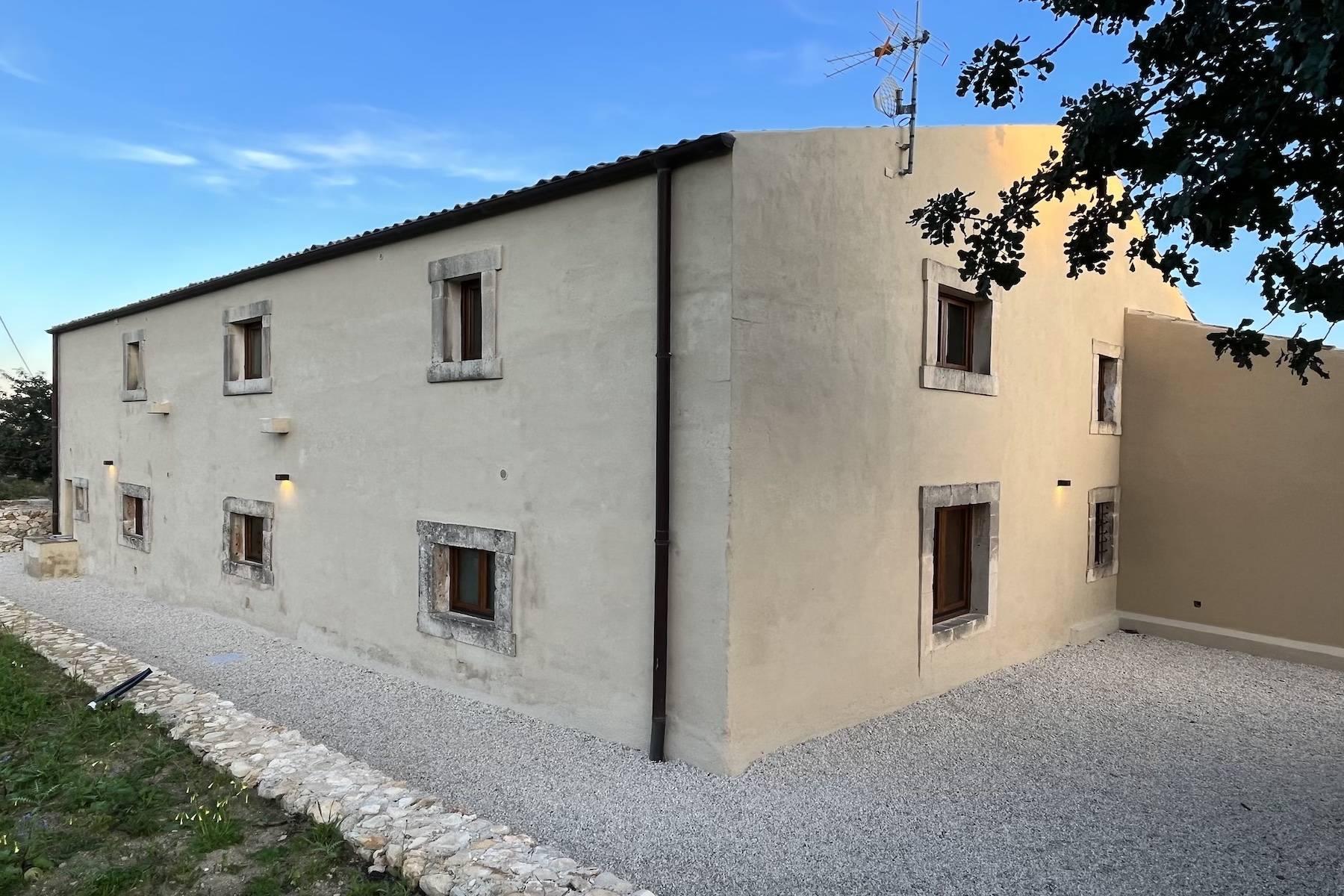 Elegante villa con piscina nelle campagne di Noto, in vendita, Noto | Sotheby’s Realty Italy - 26