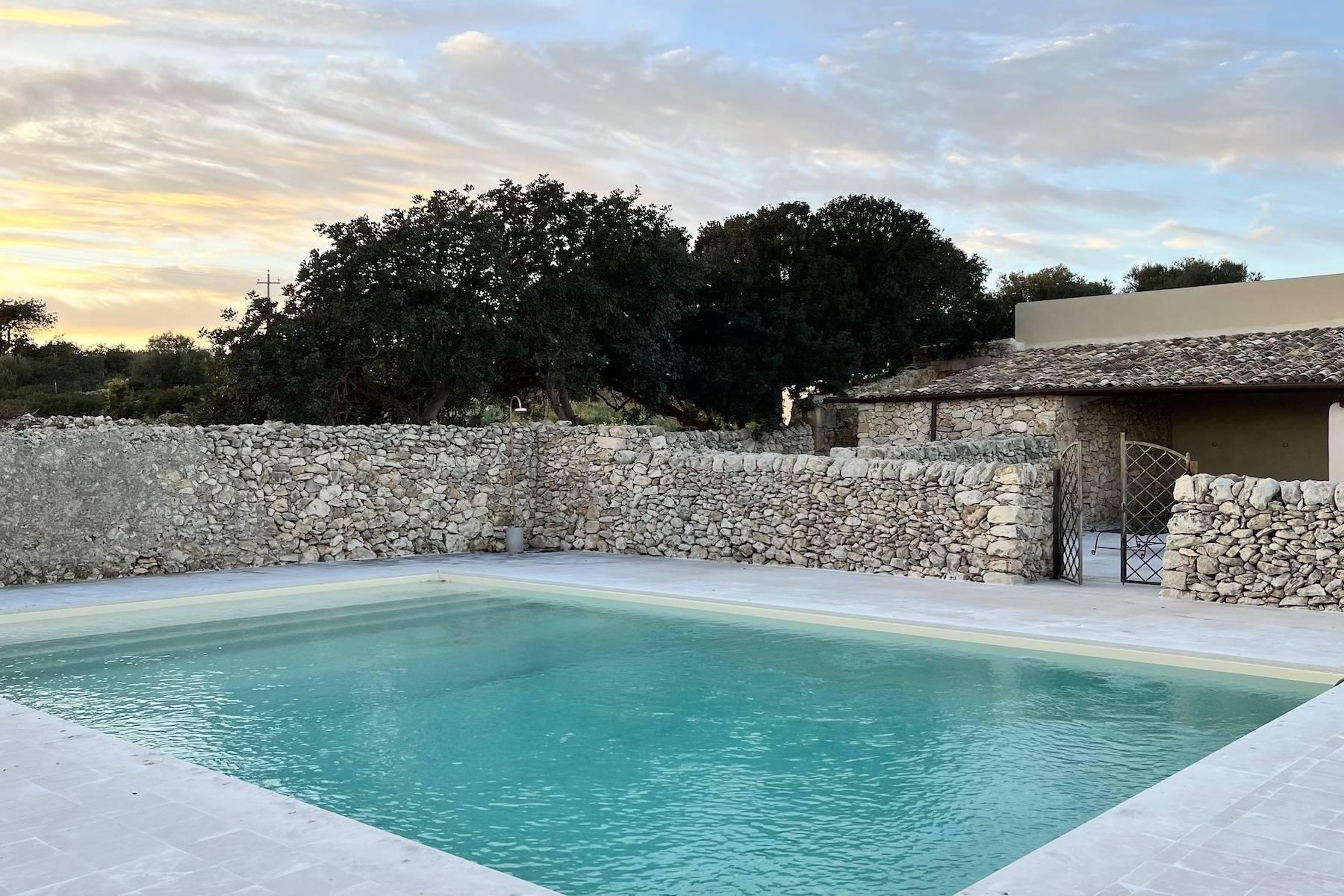 Elegante villa con piscina nelle campagne di Noto, in vendita, Noto | Sotheby’s Realty Italy - 28