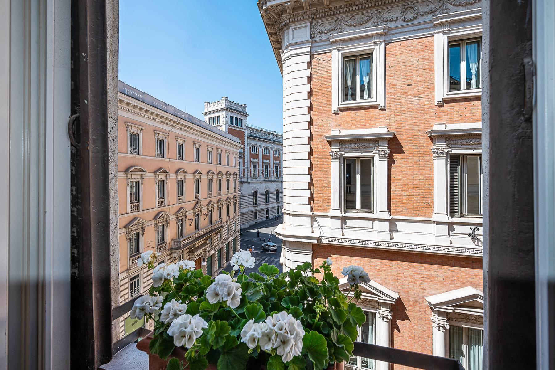Turnkey Apartment in the Center of Rome - 1