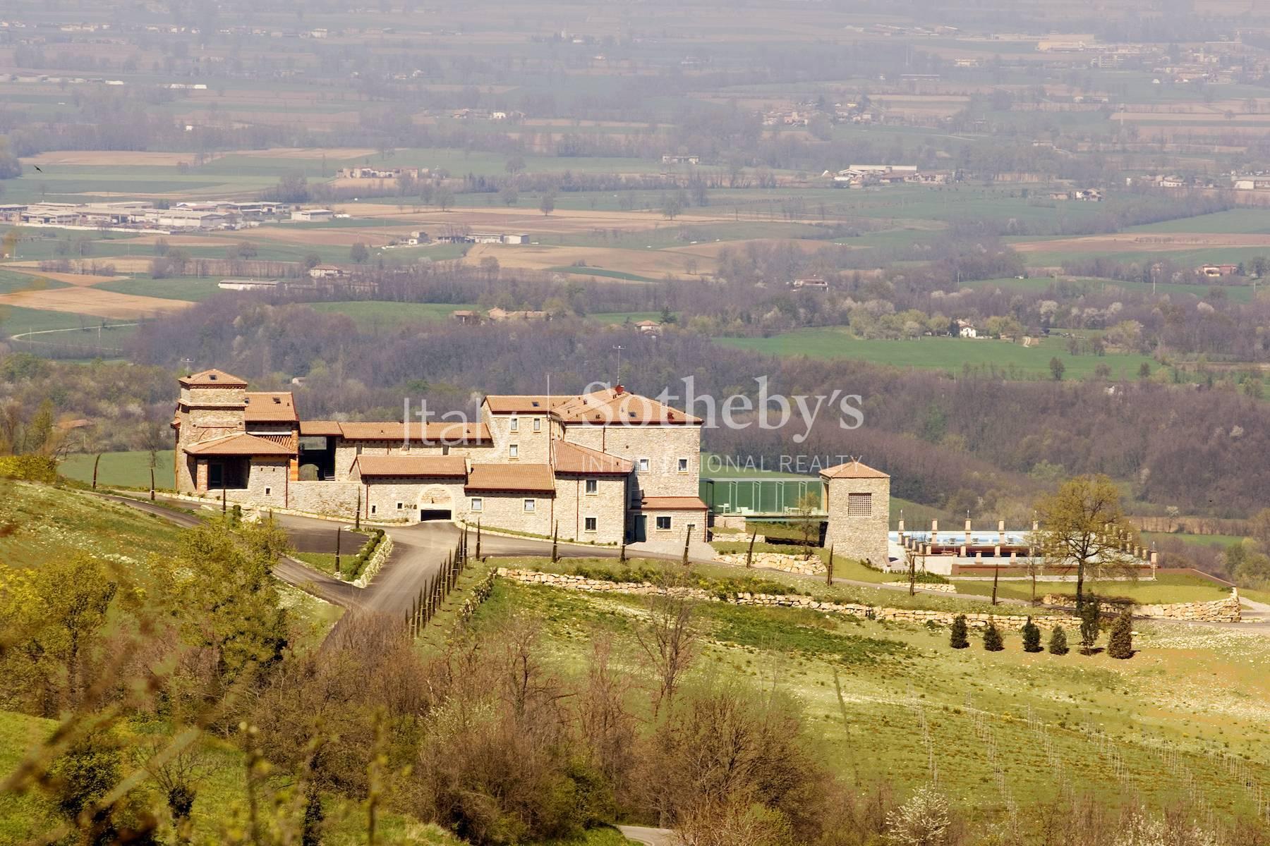 Exclusive Relais with Spa & Wellness on the hills of Piacenza - 24