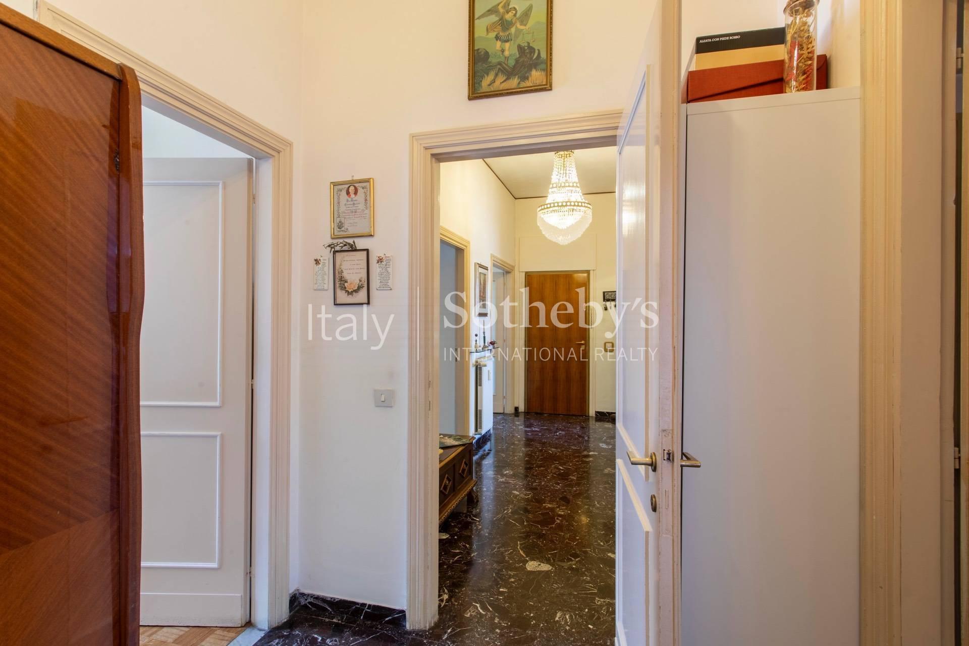 Bright and spacious penthouse in Prati, a stone's throw from the Vatican - 10