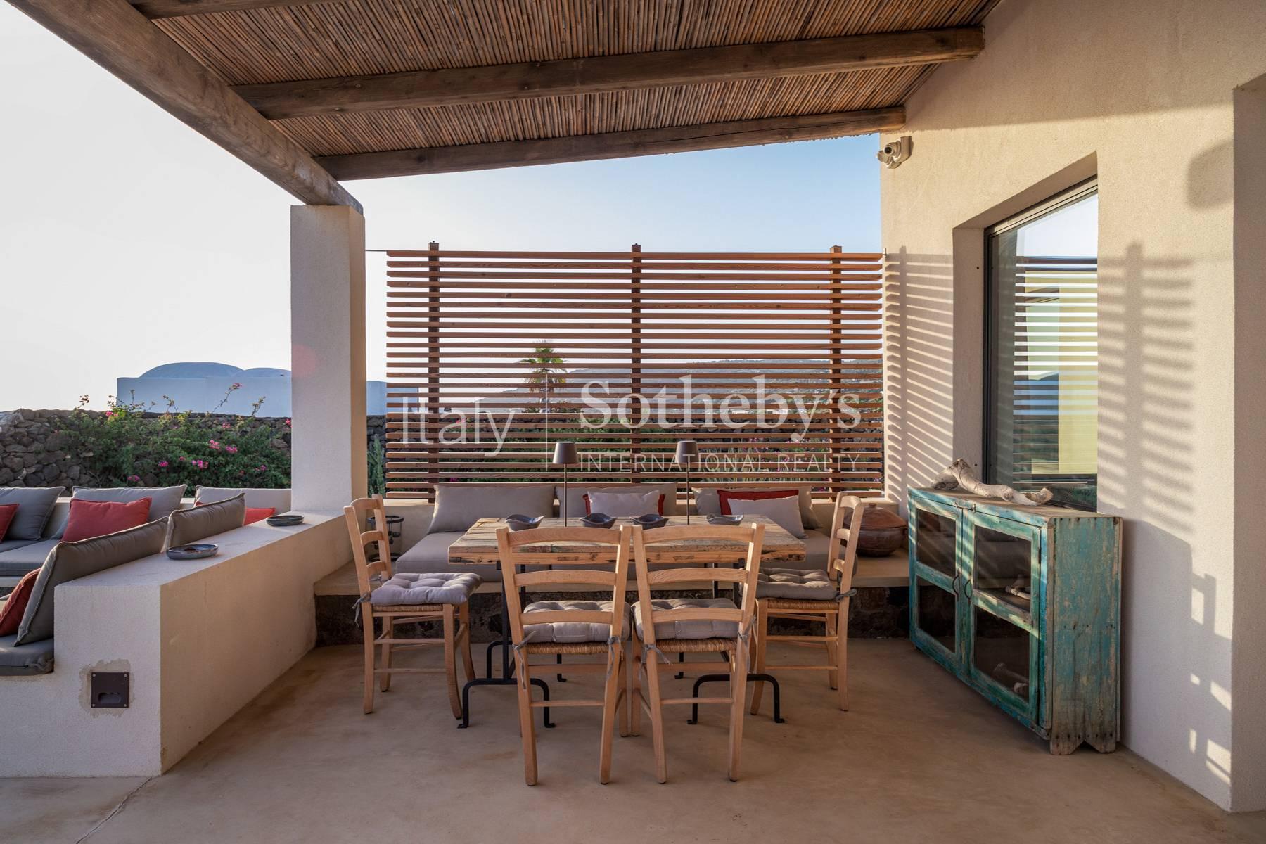 Exclusive villa with a suggestive view of the sea of Pantelleria - 7