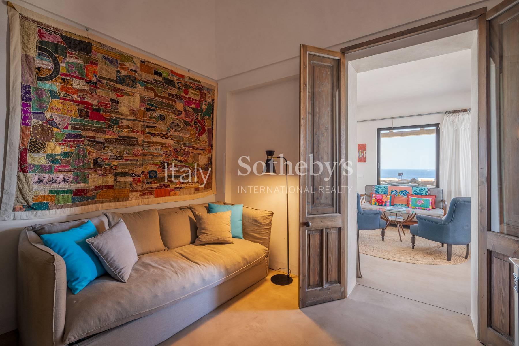 Exclusive villa with a suggestive view of the sea of Pantelleria - 18