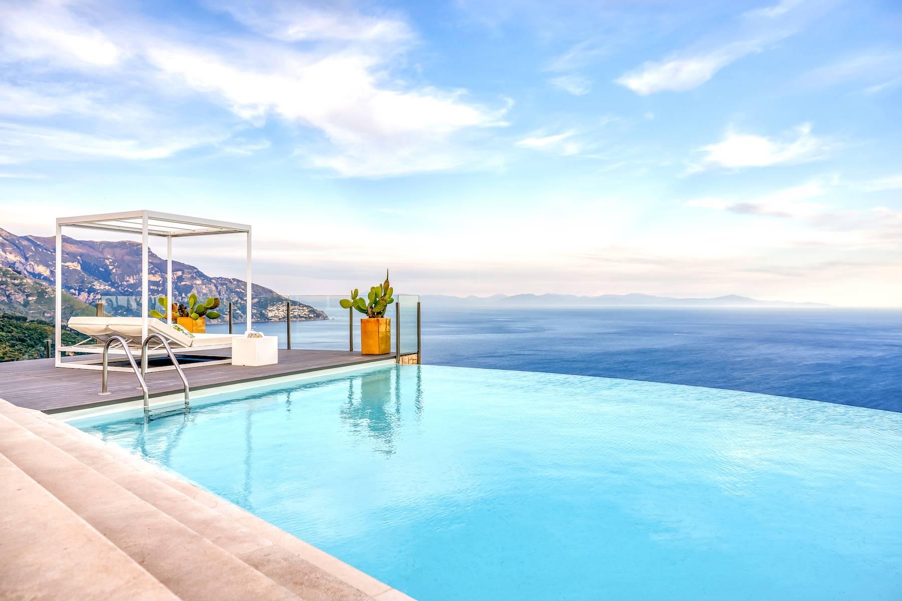 A majestic villa overlooking the mesmerizing Amalfi Coast - 4