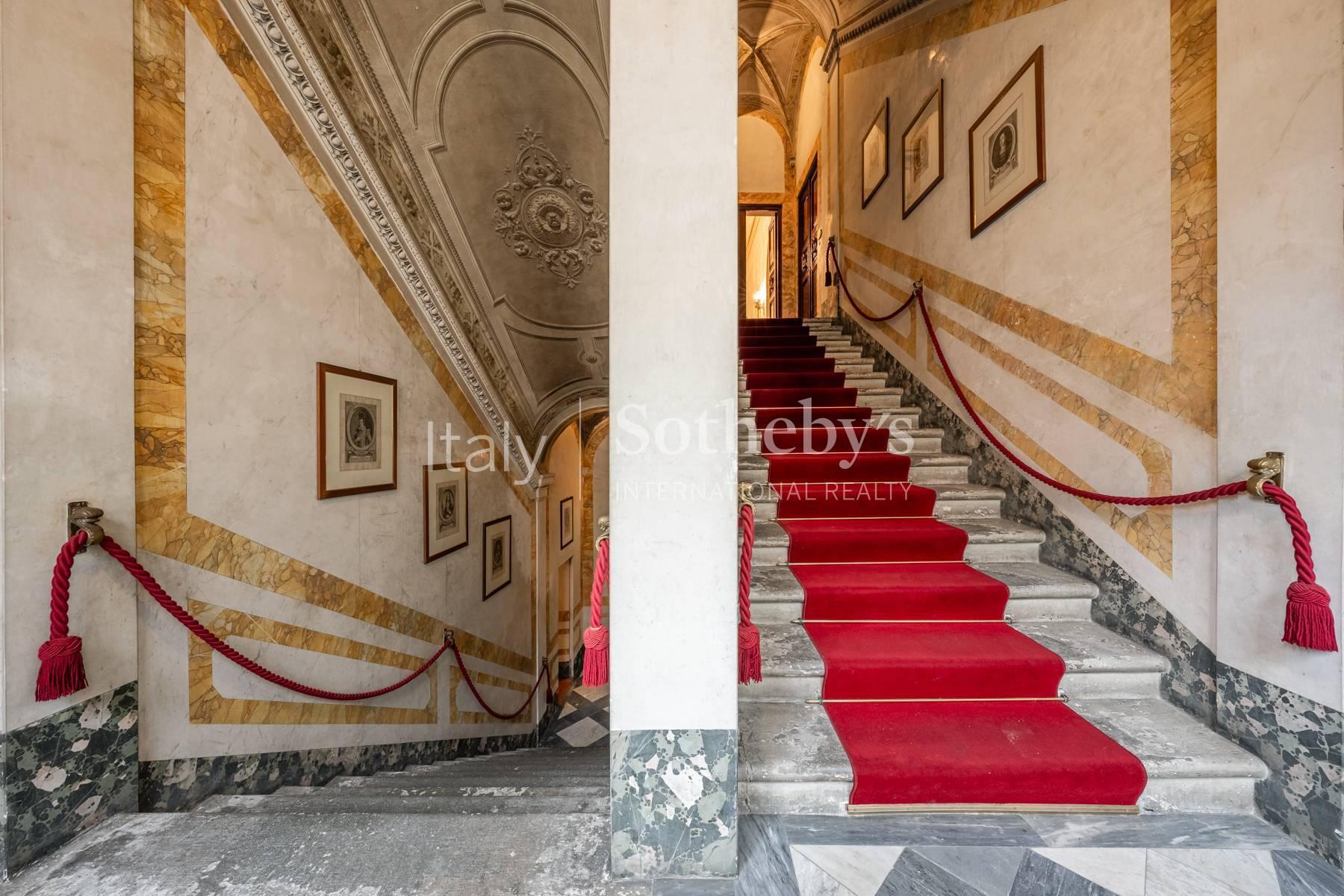 Finely restored apartment near Piazza Anfiteatro in Lucca - 31