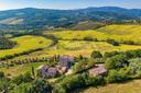 Torri medievali ristrutturate con piscina, in vendita, Todi | Sotheby’s Realty Italy - 2