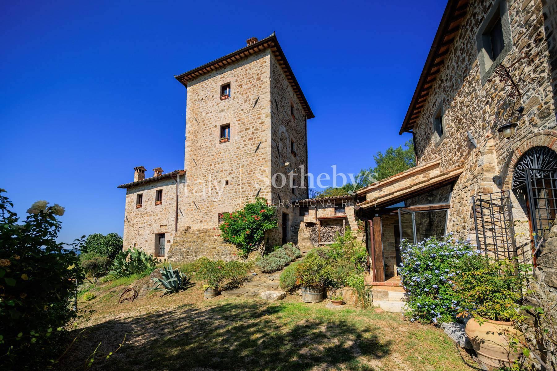 Fully renovated medieval towers with pool - 4