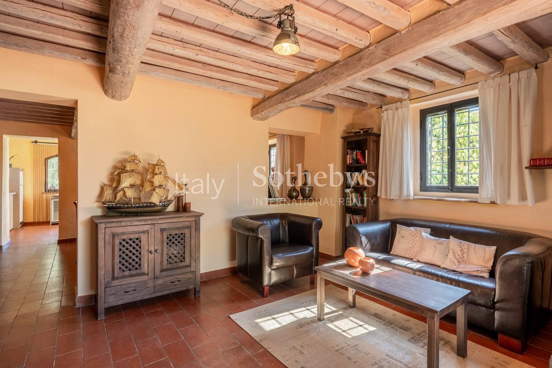 One-of-a-kind Tuscan cottage on the hills between Lucca and Montecatini Terme - 9