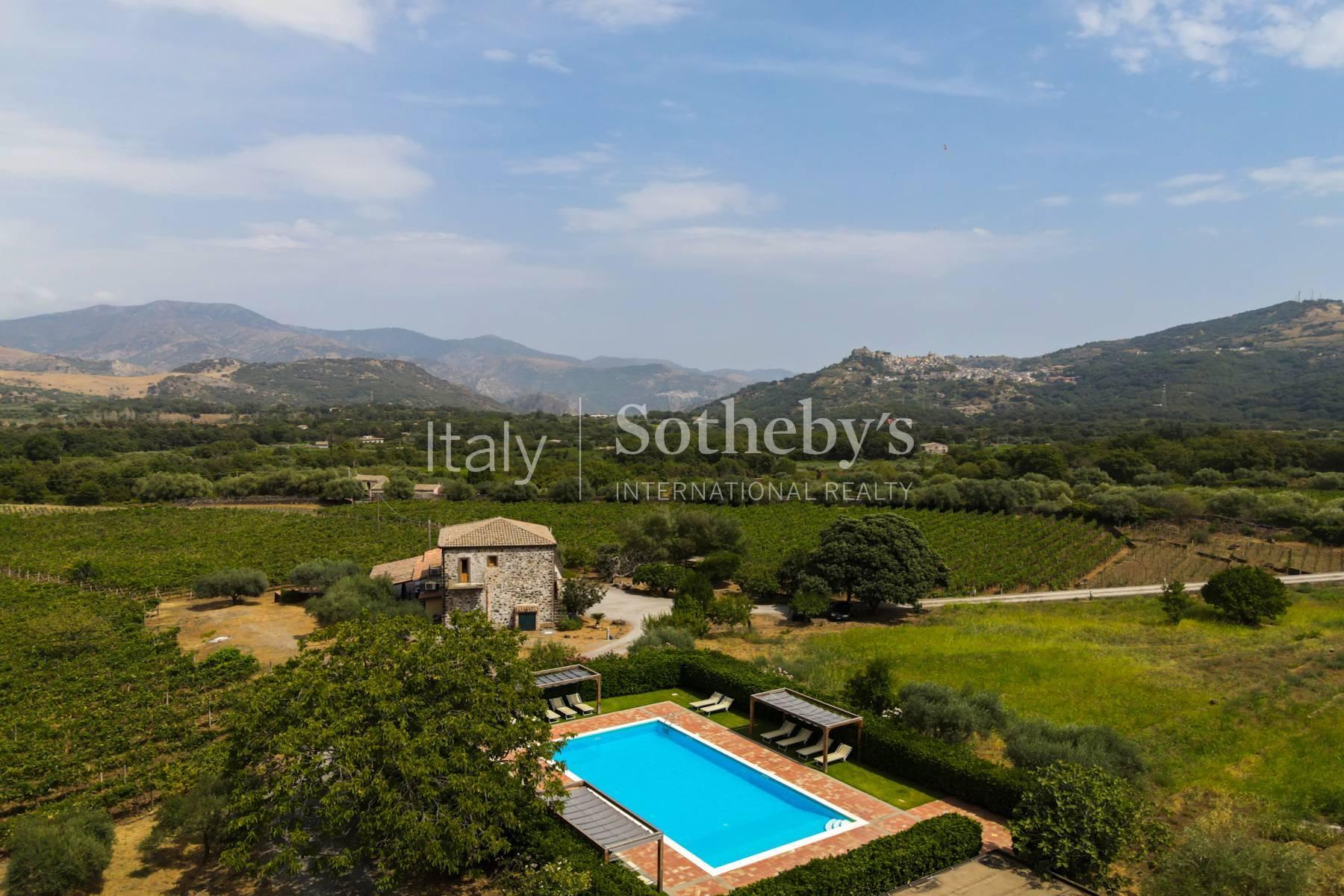 Estate of five cottages with pool and view of Etna - 5