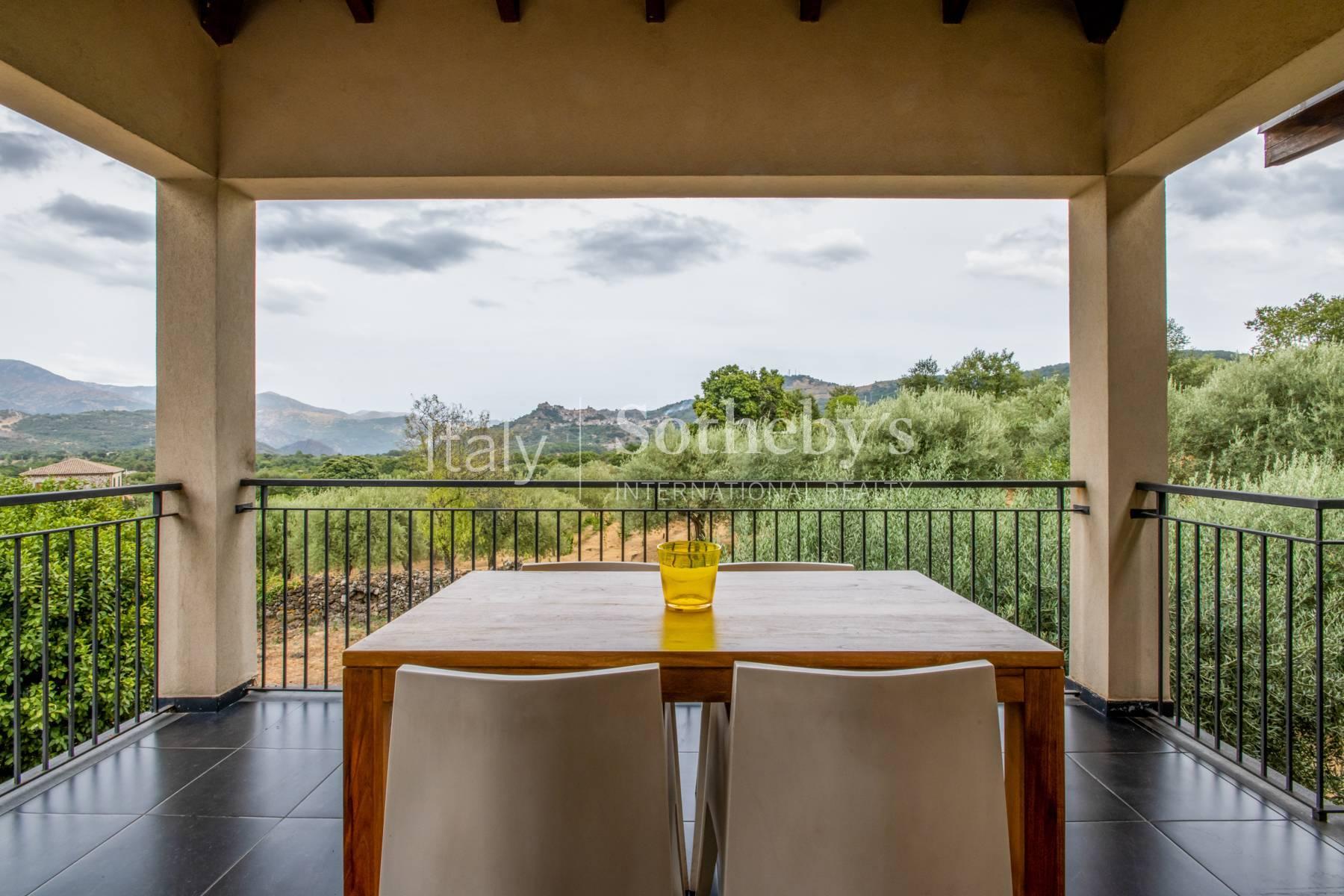 Estate of five cottages with pool and view of Etna - 16