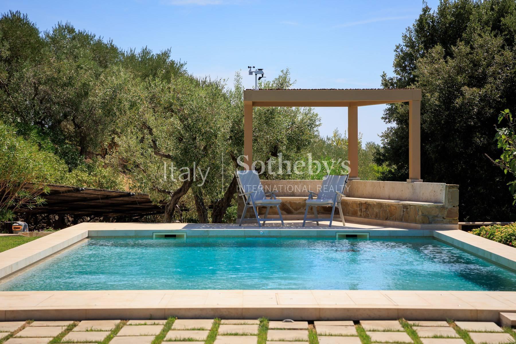 Восхитительное тосканское поместье с бассейном и виноградником недалеко от Гроссето, Италия - 25