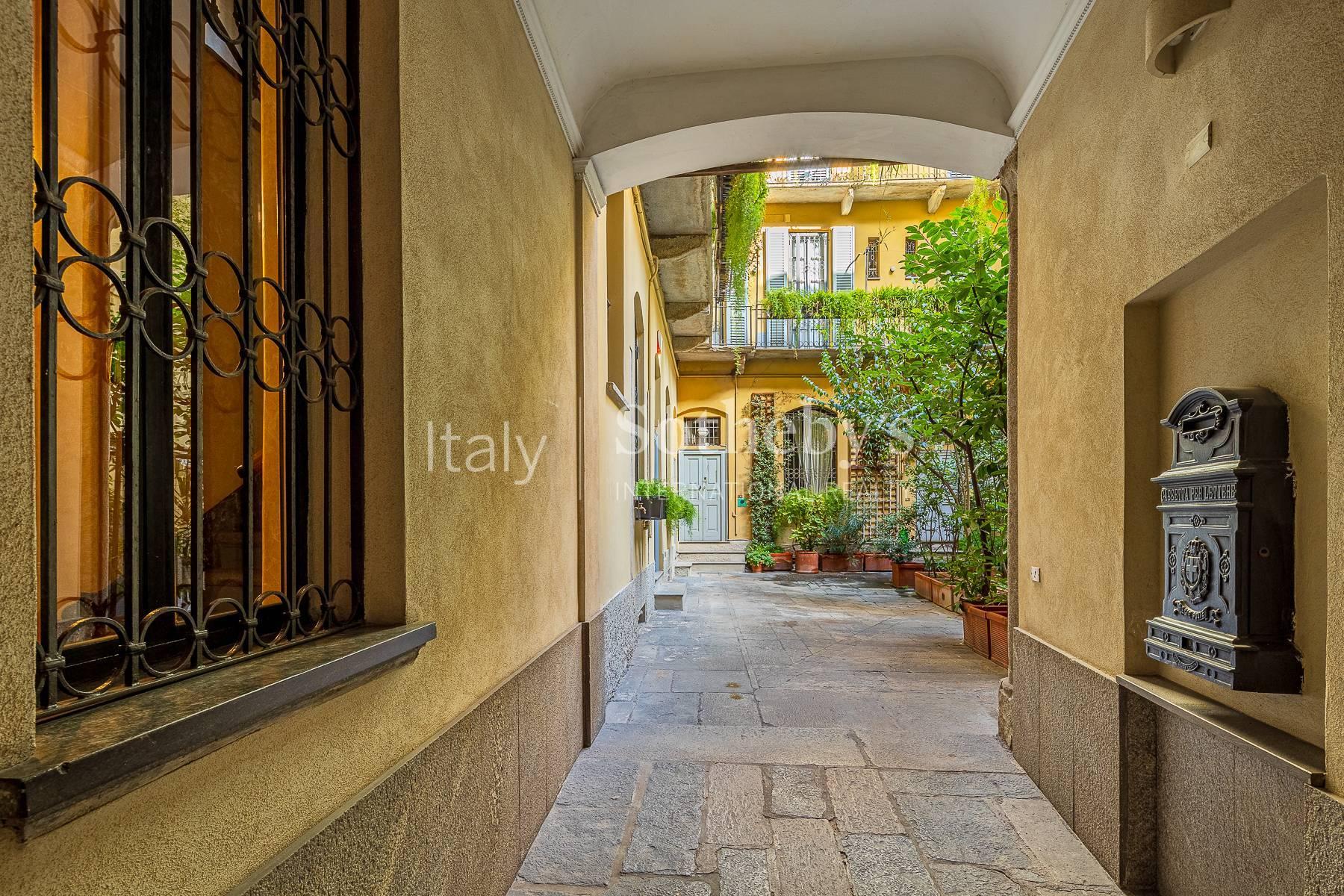 Charming completely renovated mansion in Brera - 32