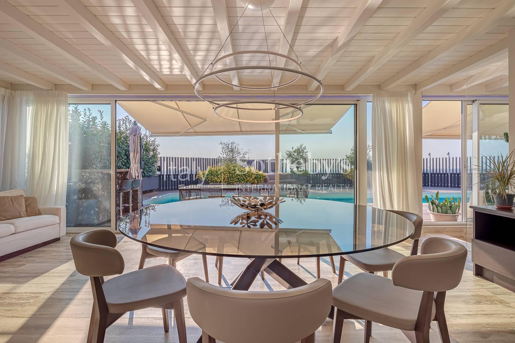 Bright penthouse with swimming pool in San Siro area - 4