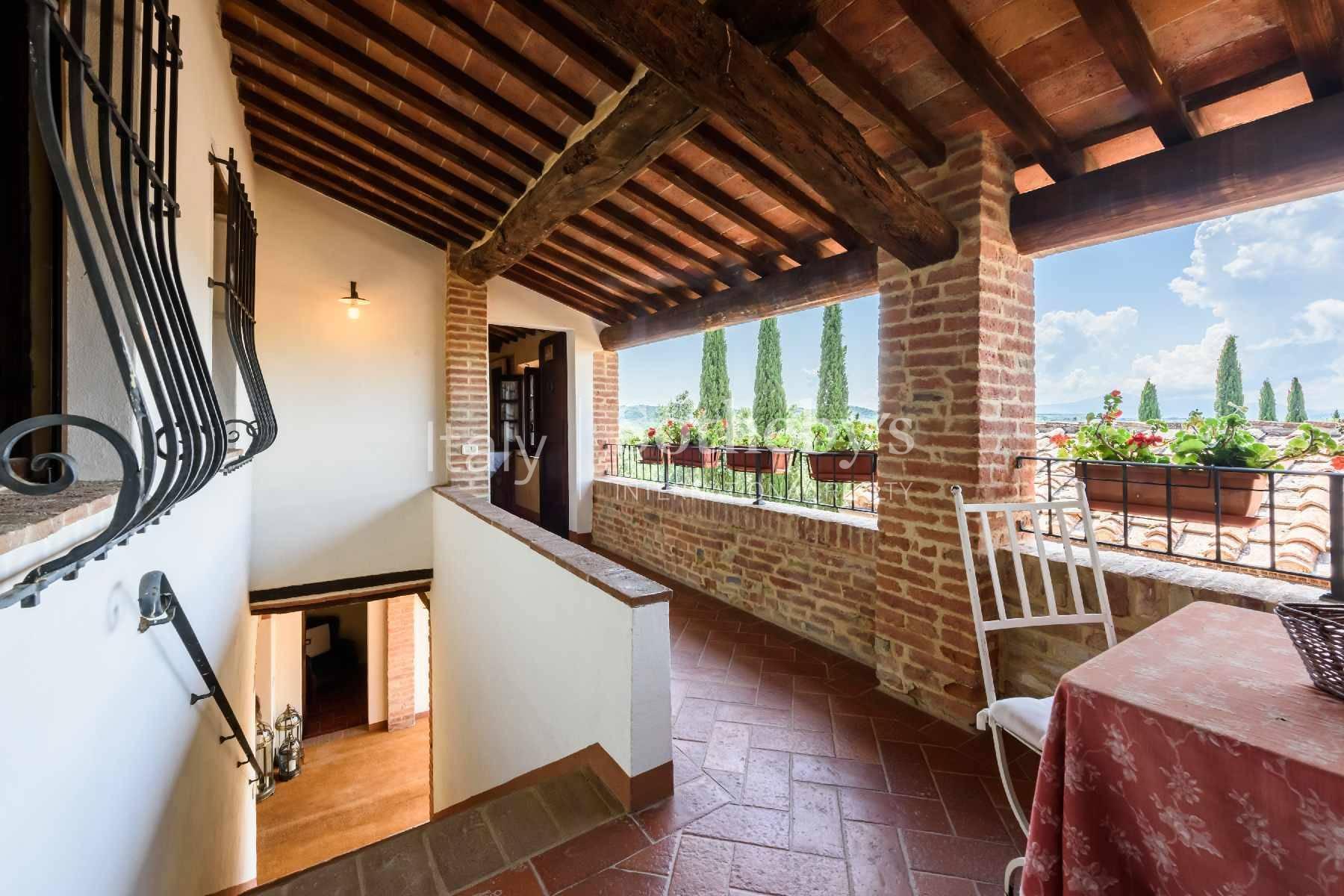 Historic farmhouse with views of Siena - 30