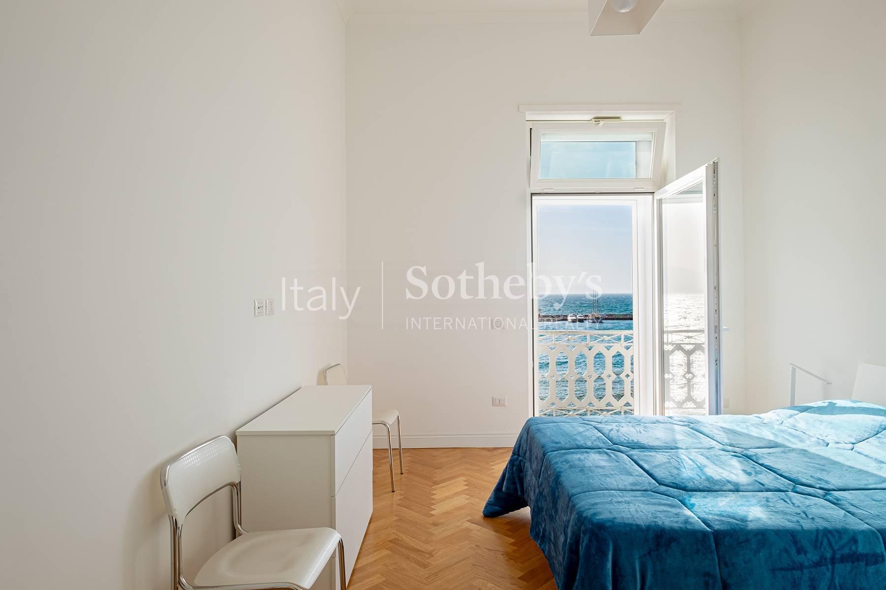 Panoramic apartment in Via Caracciolo - 9