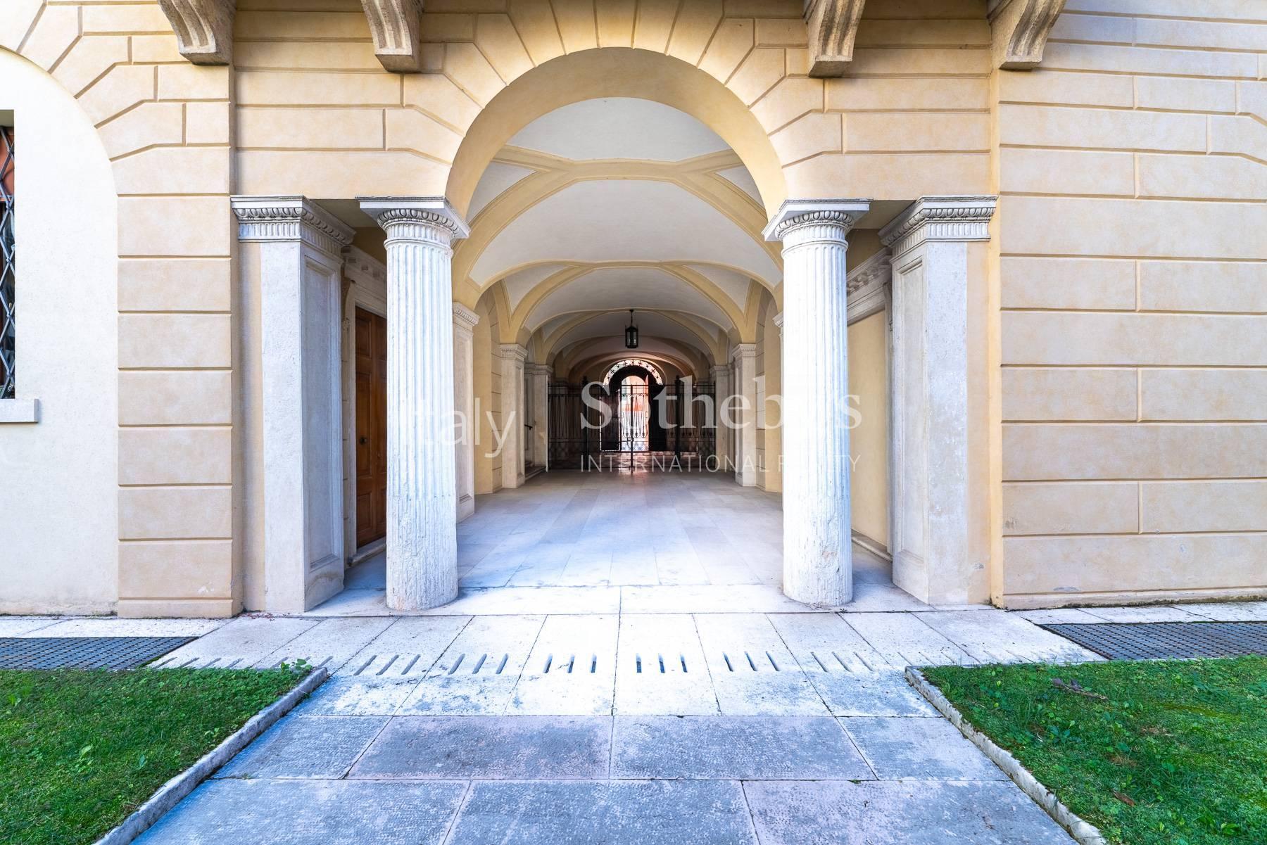 Bright apartment in Renaissance Palace a few steps from Piazza Erbe - 14