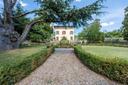Incantevole villa settecentesca nei pressi di Lucca, in vendita, Lucca | Sotheby’s Realty Italy - 2