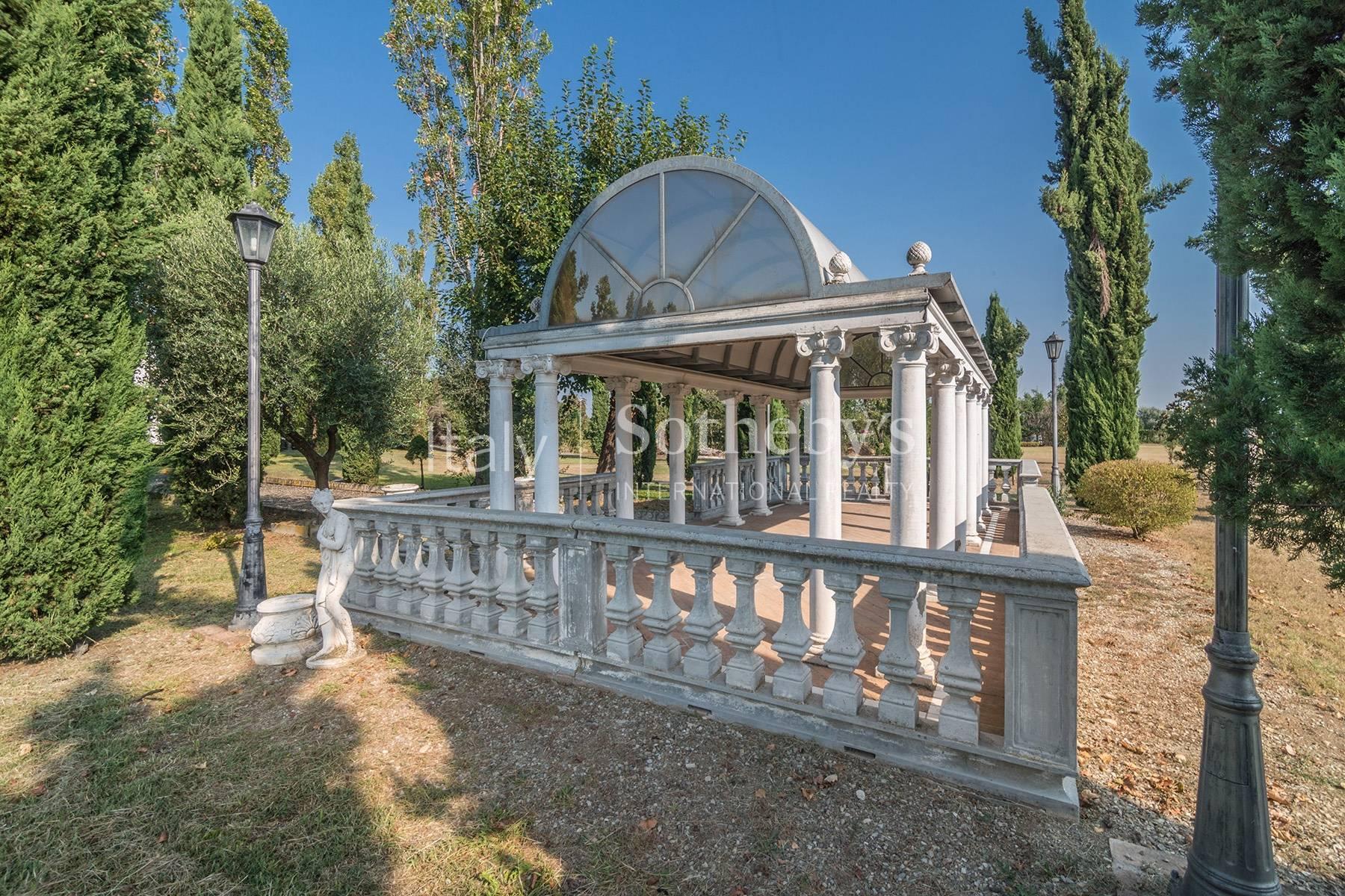 Очаровательный особняк с красивым парком, Эмилия-Романья, Италия - 6