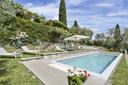 Bellissima villa con piscina nella campagna lucchese, in vendita, Lucca | Sotheby’s Realty Italy - 4